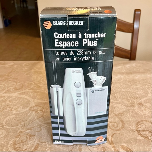 Vintage New 1989 Black & Decker EK965 Spacemaker 9” Electric Slicing Knife White - Picture 4 of 8